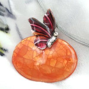 Chico's Flutter Bug Butterfly/Shell Necklace/Pendant 3-Chrystals W/$38Tag